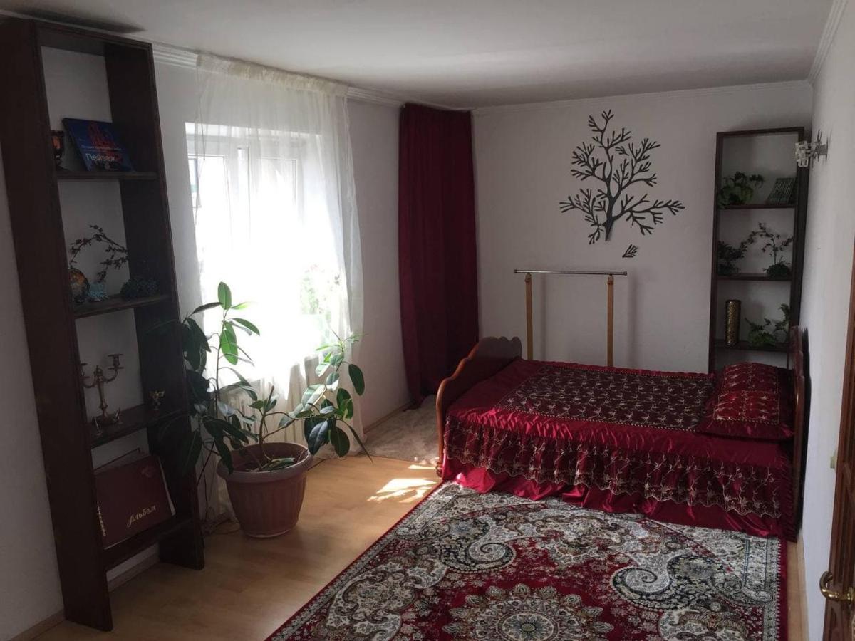 Guest House On Maksimova 9 Almaty Extérieur photo