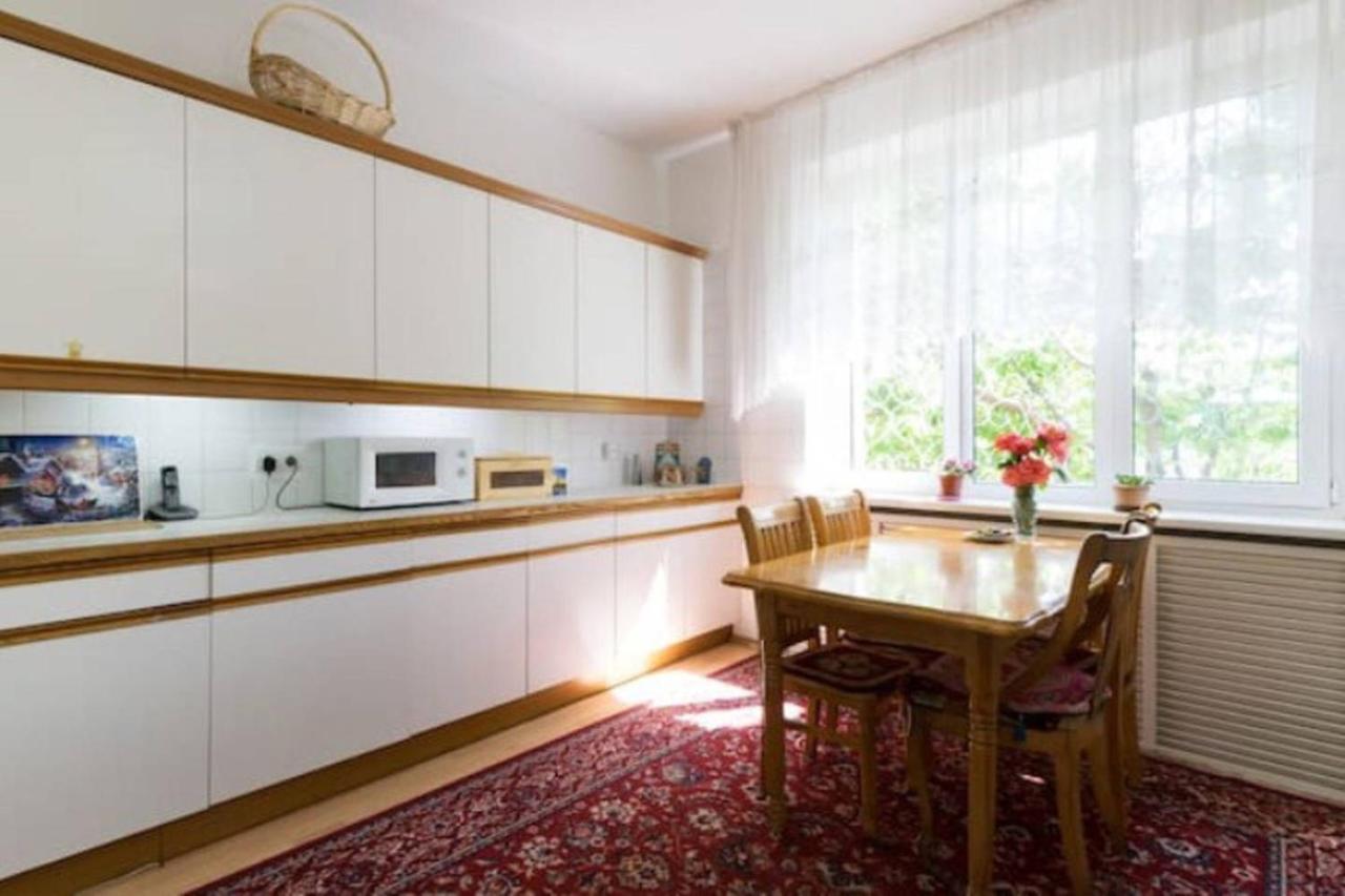 Guest House On Maksimova 9 Almaty Extérieur photo